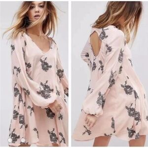 Free People Emma Austin Pale Pink Black Floral Embroidered Mini Dress Size M
